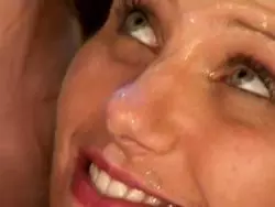 Die süße Amateurin verwöhnt ihren Freund mit einem gekonnten Blowjob